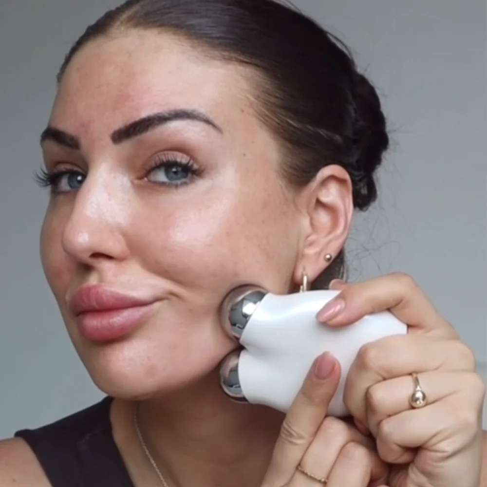Femvy Microcurrent Facial Toning Device - Image 4